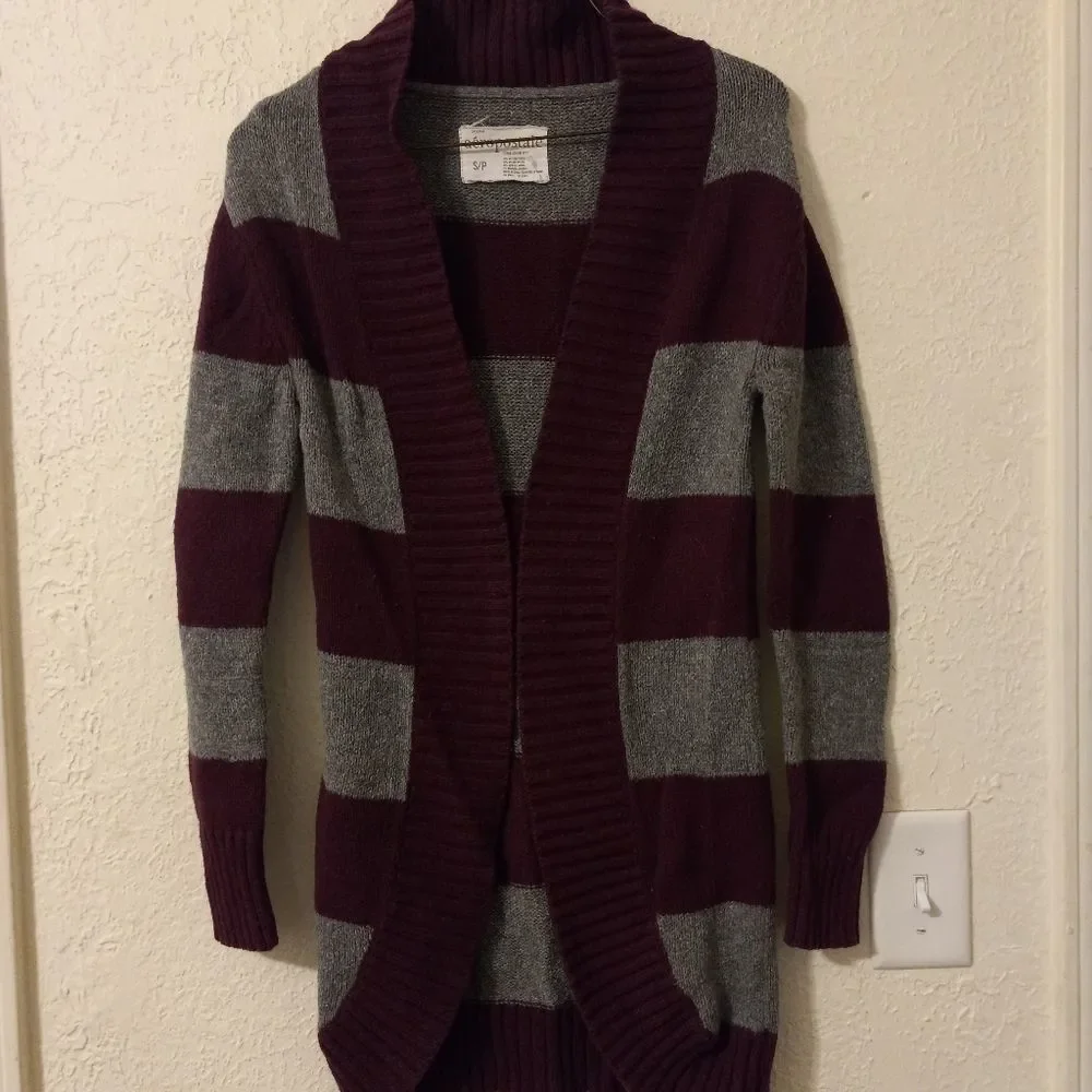 Aeropostale Sweater/Cardigan - Picture 1 of 6